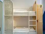 Кровать в общем номере