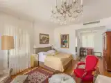 Полулюкс