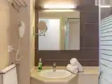 Четырёхместный номер Стандарт с балконом