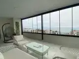 Семейный люкс с балконом и с видом на море