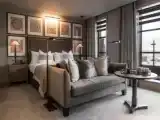 Люкс с балконом