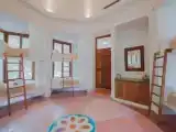 Кровать в общем номере