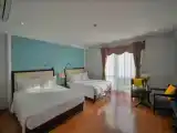 Семейный номер Стандарт с балконом и с красивым видом из окна