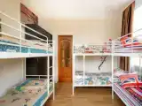 Кровать в общем номере (мужской номер)