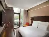 Двухместный номер Deluxe с балконом