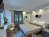 Трёхместный номер Deluxe с балконом