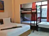 Семейный номер с видом на горы