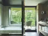 Двухместный номер Стандарт с балконом и с видом на реку