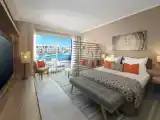 Двухместный номер Superior Grand с частичным видом на море