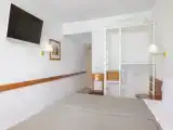 Трёхместный номер Стандарт с балконом