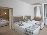 Номер Family с видом на окрестности
