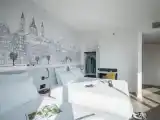 Трёхместный номер с красивым видом из окна