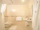 Номер Family с видом на бассейн