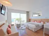 Студия Premium с видом на море