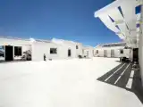 Четырёхместный семейный номер Стандарт с видом на внутренний двор