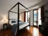 Трёхместный номер Deluxe с видом на озеро