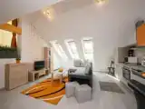Апартаменты Дуплекс с балконом и с видом на город