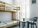 Кровать в общем номере