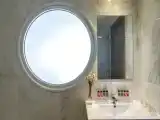 Семейный номер Стандарт с балконом и с видом на внутреннюю территорию