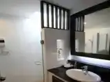 Номер Superior с балконом и с видом на озеро