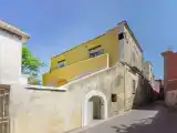 Run of House