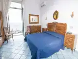 Полулюкс