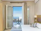 Семейные апартаменты с видом на море