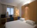 Трёхместный номер Стандарт