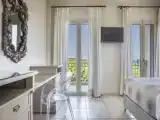 Номер Стандарт с частичным видом на море