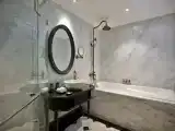 Двухместный люкс Grand с видом на бассейн