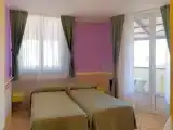 Трёхместный номер Стандарт с видом на город