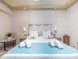 Двухместный номер Стандарт с частичным видом на море