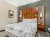 Двухместный люкс с балконом и с видом на горы