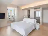Двухместный номер Hilton Executive oceanfront