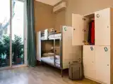 Кровать в общем номере (женский номер)
