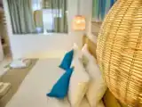 Полулюкс Swim Up