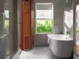 Двухместный номер Deluxe с видом на бассейн