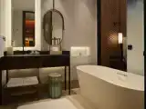 Номер Deluxe с видом на озеро