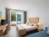 Двухместный номер Комфорт с балконом