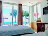 Семейный номер Стандарт с балконом и с видом на море