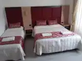 Трёхместный номер Стандарт с балконом и с видом на море