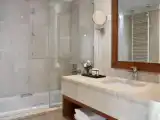 Двухместный номер Superior с видом на озеро
