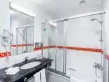Четырёхместный номер Стандарт с видом на город
