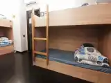 Кровать в общем номере (мужской номер)