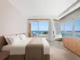 Двухместный номер Privilege с балконом и с видом на море