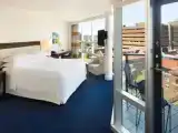 Двухместный номер High Floor с балконом