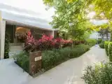 Двухместный номер Стандарт с балконом и с видом на сад