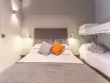Трёхместный номер Deluxe с видом на сад