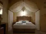 Двухместный номер Superior Cave (with Large Bath)