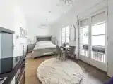 Трёхместный люкс c 1 комнатой